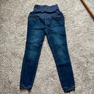 OLD NAVY MATERNITY JEANS